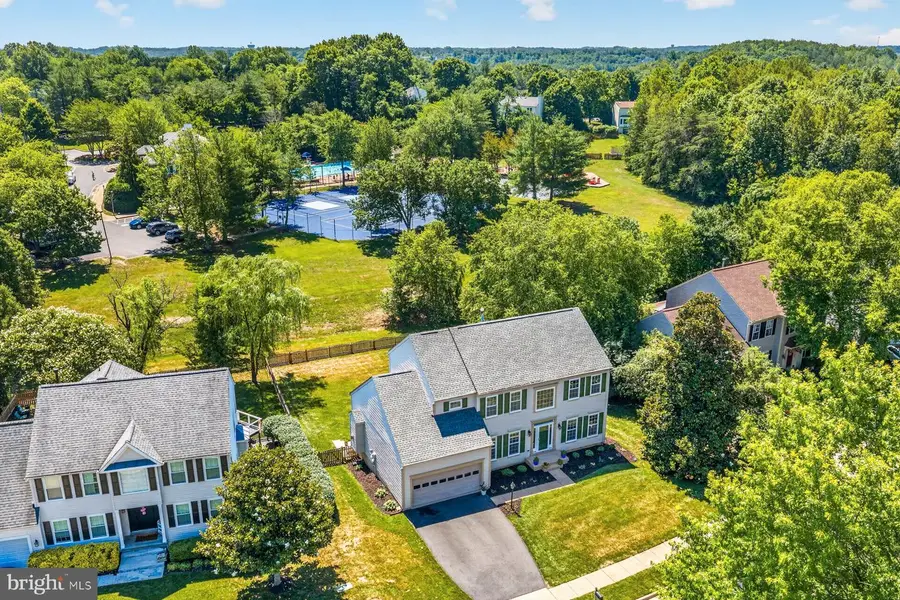 6 Monarch Ct, Stafford, VA 22554 - #2
