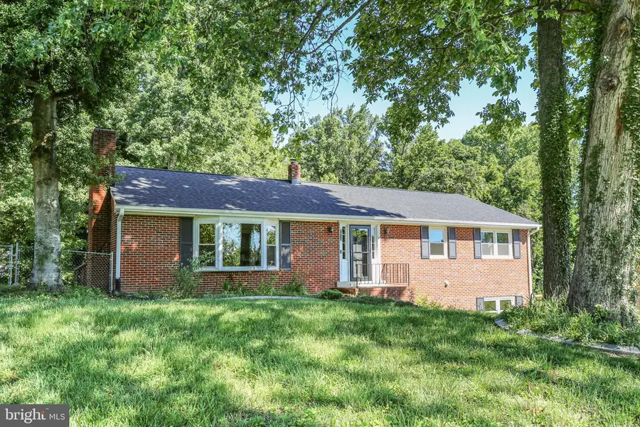1213 Forbes St, Fredericksburg, VA 22405 - #2