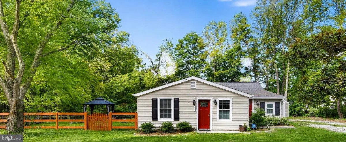 235 Bells Hill Rd, Stafford, VA 22554 - #1