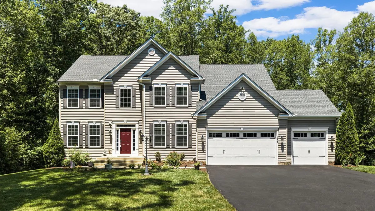 196 Mcpherson Dr, Fredericksburg, VA 22406 - #1
