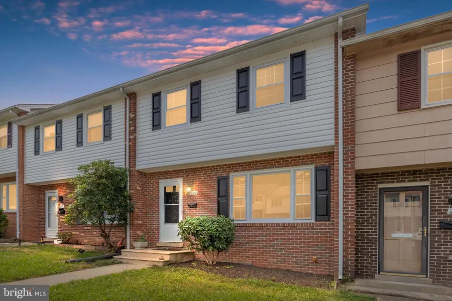 227 Overlook Ct, Fredericksburg, VA 22405 - #2