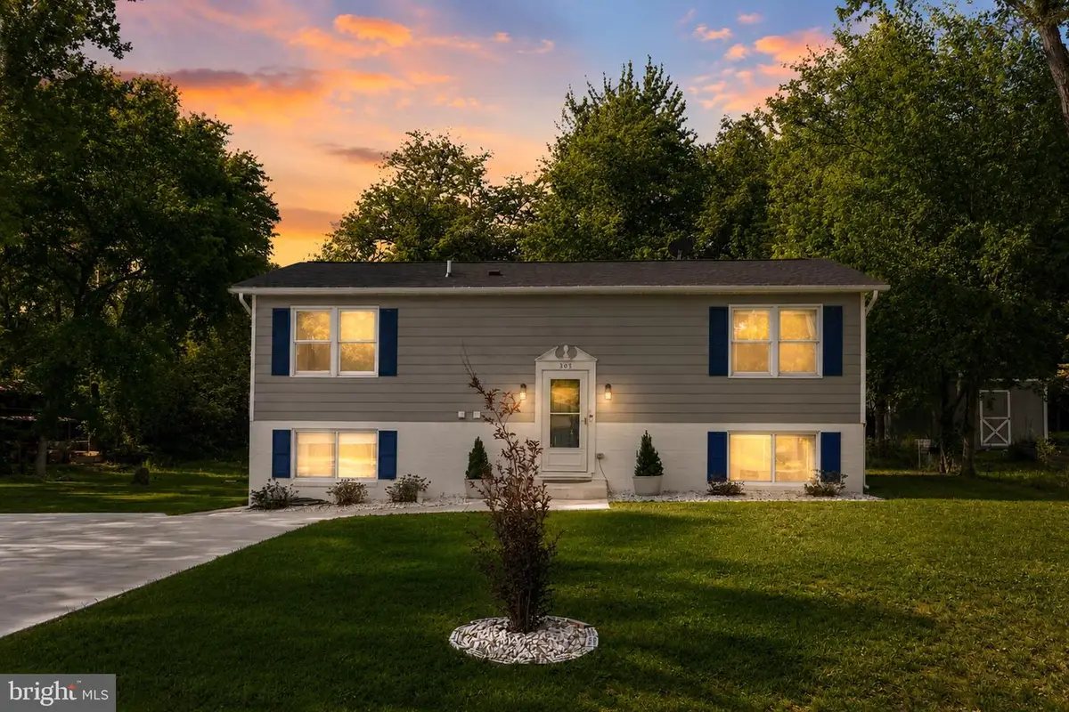 303 Via De Rosa Dr, Stafford, VA 22556 - #1