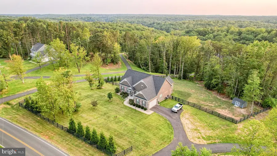 967 Mountain View Rd, Fredericksburg, VA 22406 - #2