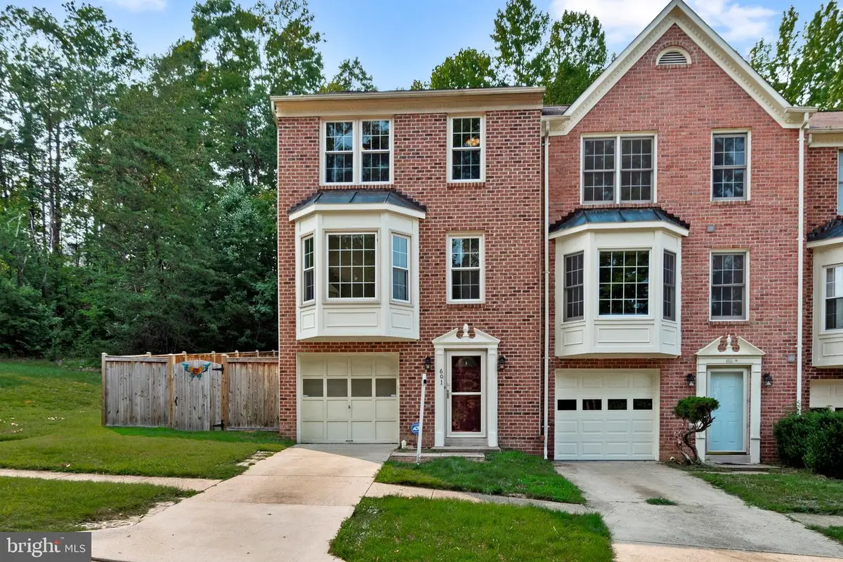 601 Twin Brook Ln, Stafford, VA 22554 - #1
