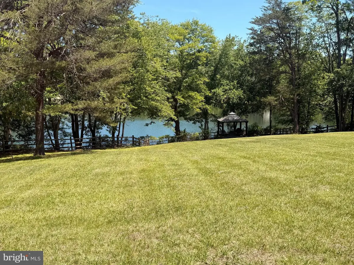 104 Holly Dr, Stafford, VA 22556 - #1
