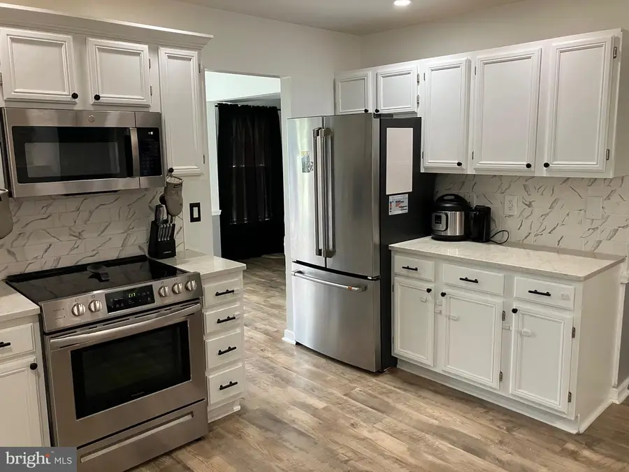 1129 Lakeview Dr, Stafford, VA 22556 - #2