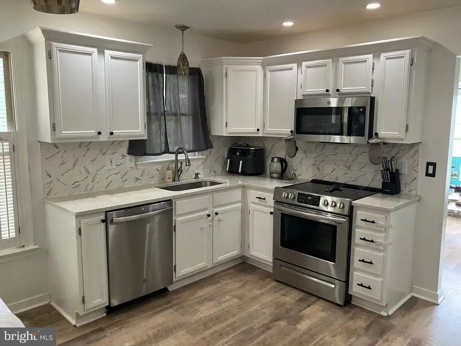 1129 Lakeview Dr, Stafford, VA 22556 - #3