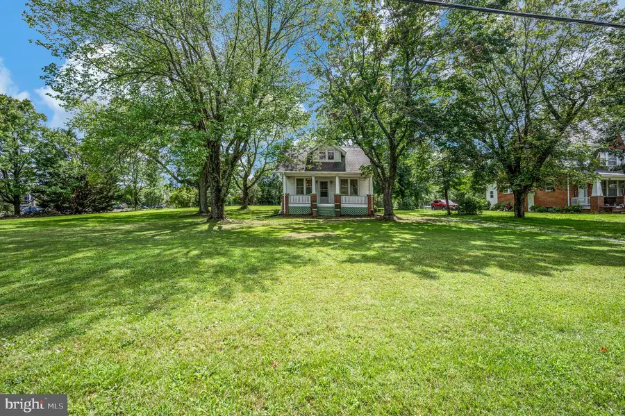 1275 Warrenton Rd, Fredericksburg, VA 22406 - #2
