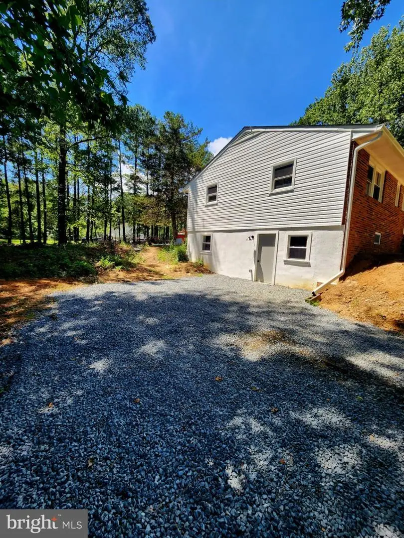 21 Salvington Rd, Fredericksburg, VA 22405 - #2