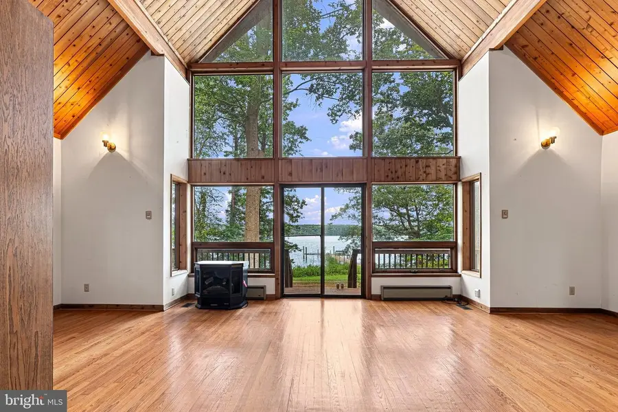 454 Wood Landing Rd, Fredericksburg, VA 22405 - #2