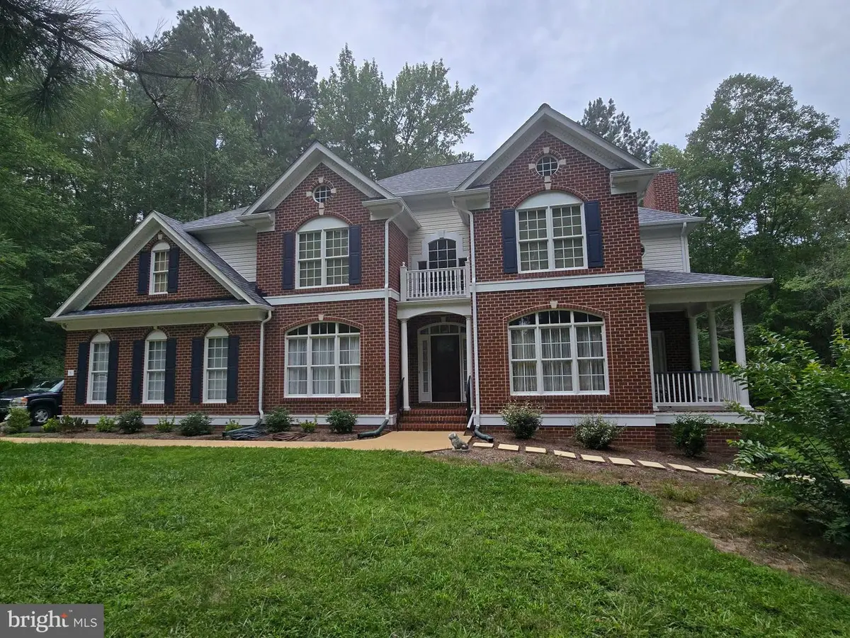 5 Beaver Ridge Rd, Stafford, VA 22556 - #1