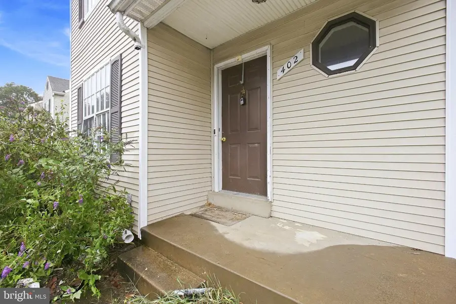 402 Windsor Ridge Ct, Fredericksburg, VA 22405 - #2