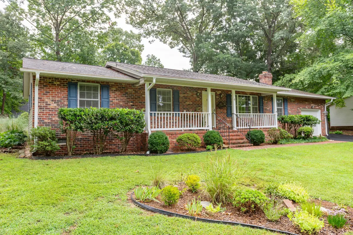 4 Hamlin Dr, Fredericksburg, VA 22405 - #1