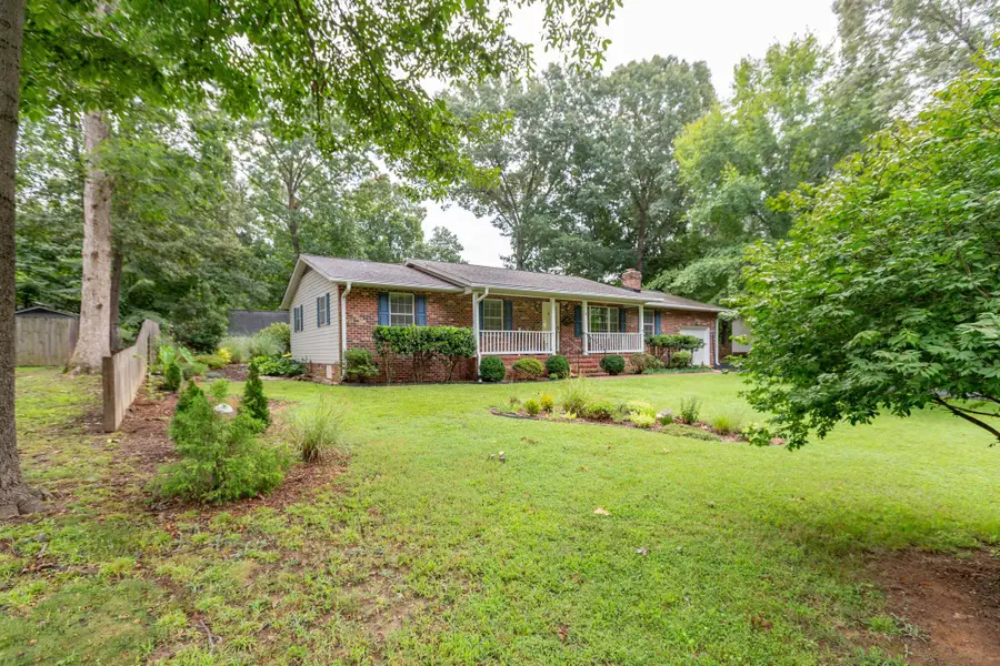 4 Hamlin Dr, Fredericksburg, VA 22405 - #2