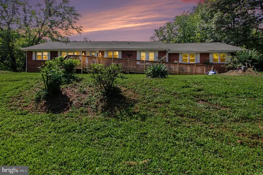 48 Wood Rd, Stafford, VA 22554 - #3