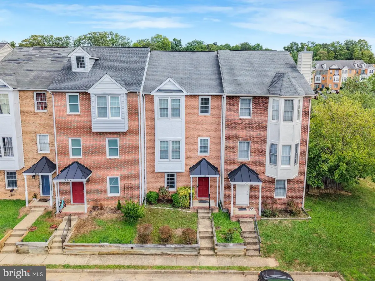302 Barrie Pl, Fredericksburg, VA 22405 - #1