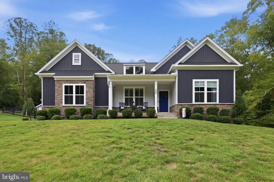 240 Long Meadow Dr, Fredericksburg, VA 22406 - #2