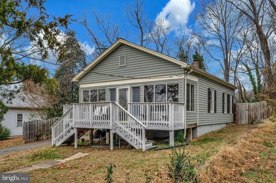 111 Forbes St, Fredericksburg, VA 22405 - #3