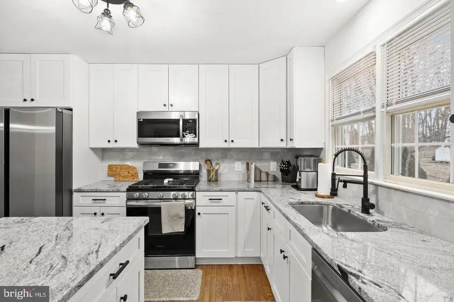 41 Baldwin Dr, Fredericksburg, VA 22406 - #3
