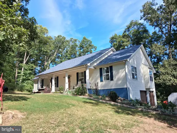 22 Kelley Hill Ln, FREDERICKSBURG, VA 22406