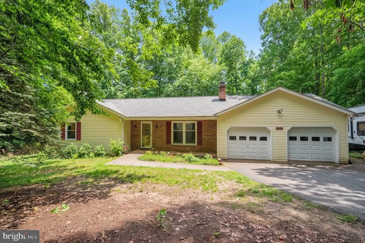 679 Cropp Rd, Fredericksburg, VA 22406 - #1