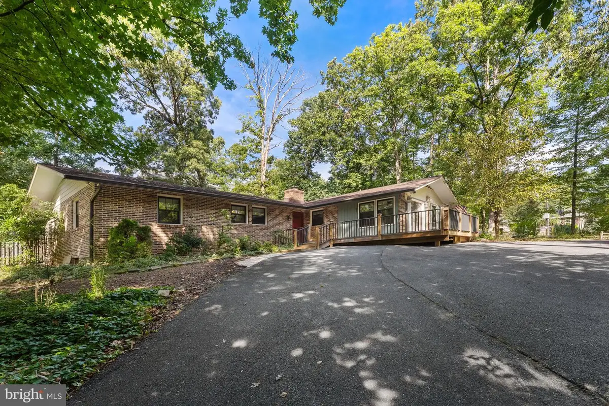 1001 Harbour Dr, Stafford, VA 22554 - #1