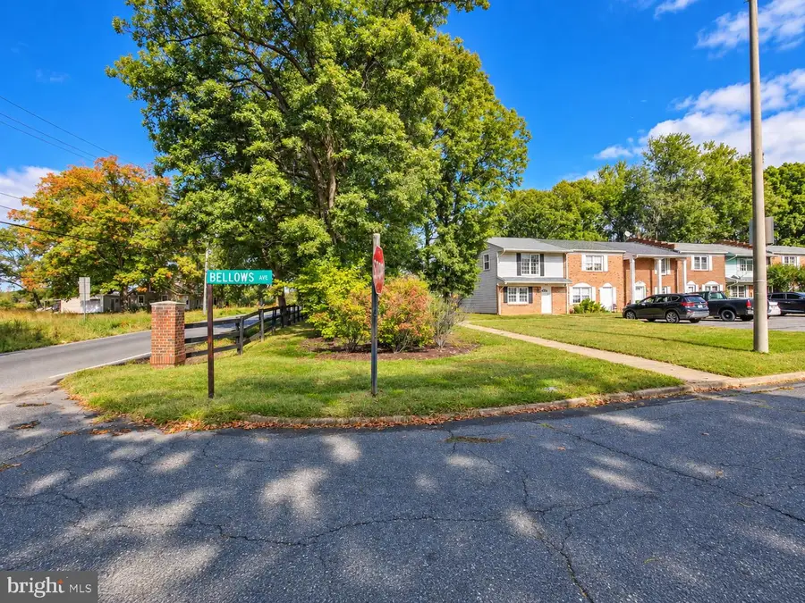 933 Bellows Ave, Fredericksburg, VA 22405 - #2