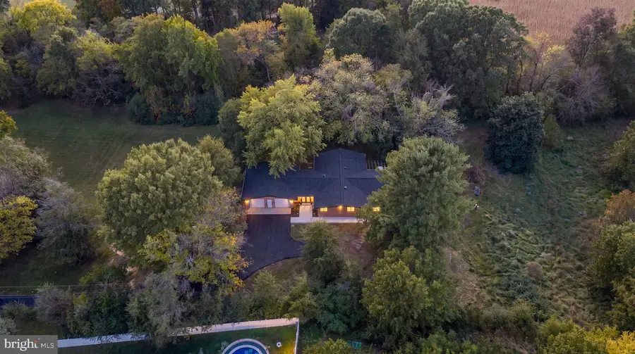 270 Ferry Rd, Fredericksburg, VA 22405 - #2