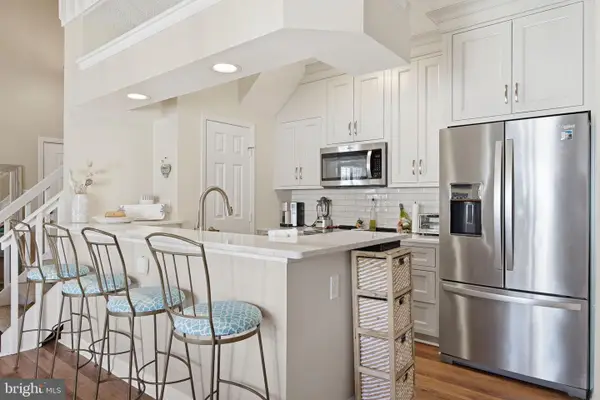 2312 Beach Haven Dr #302, VIRGINIA BEACH, VA 23451