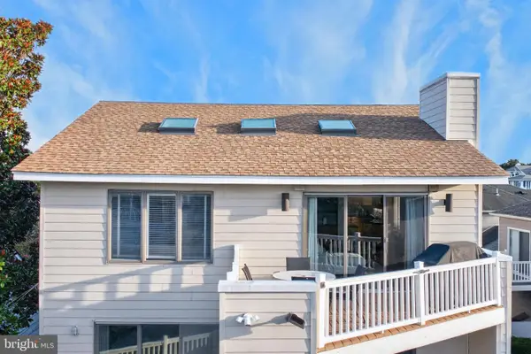 116 64th St #b, VA BEACH, VA 23451