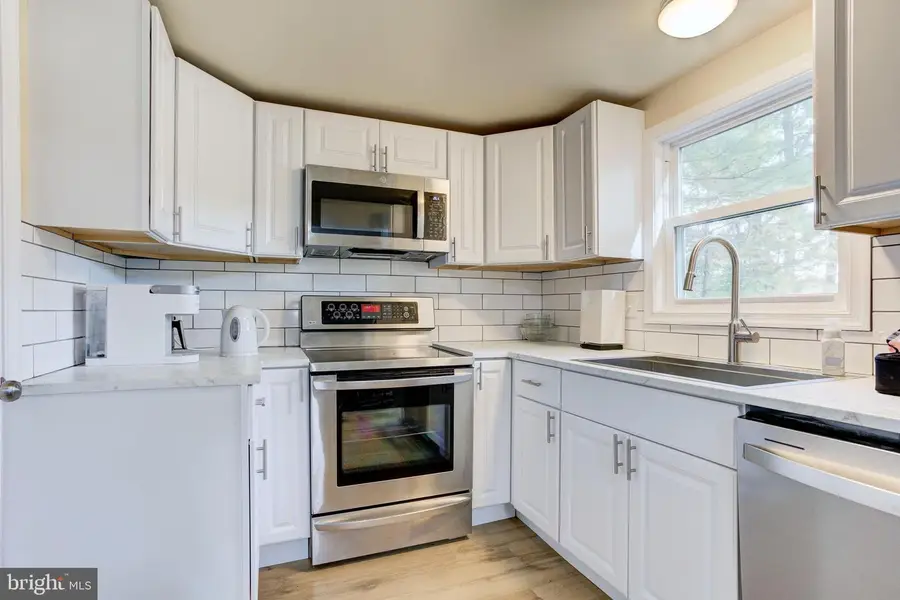 201 Grainery Rd, Montross, VA 22520 - Image #3