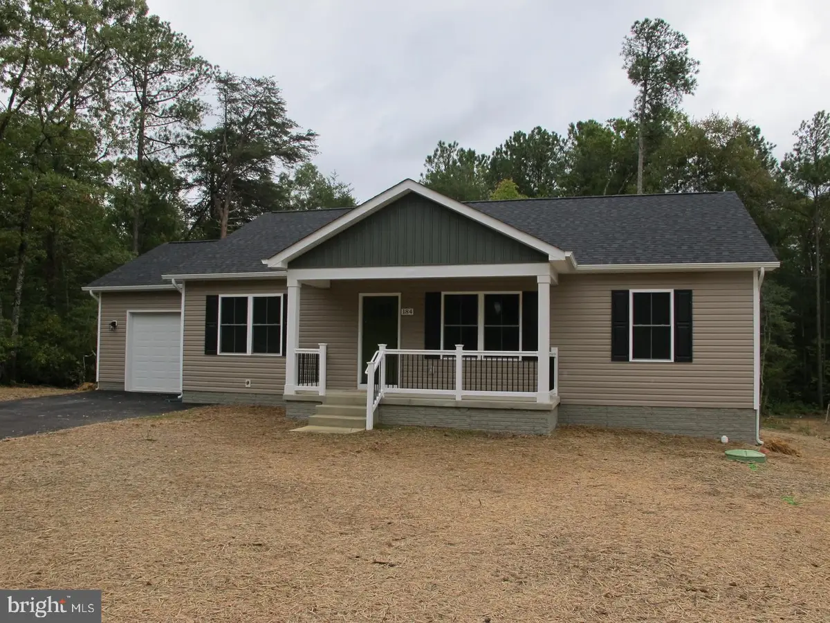 184 Poplar Ln, Colonial Beach, VA 22443 - Image #1