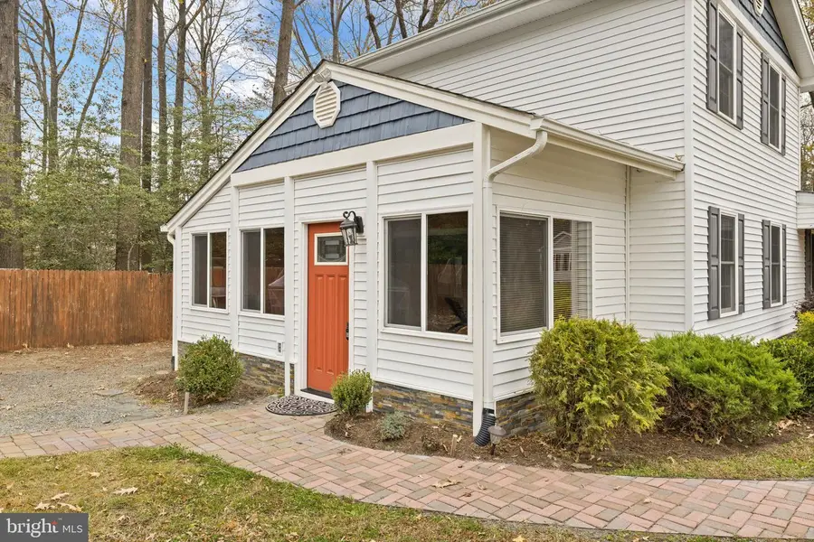 95 Hickory Ln, Colonial Beach, VA 22443 - Image #3