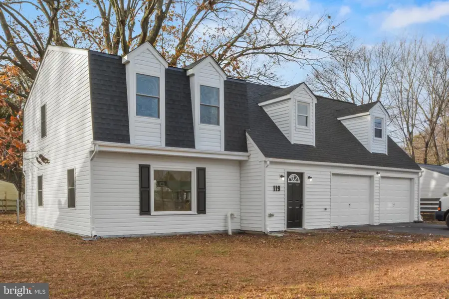 119 Westmoreland Dr, Colonial Beach, VA 22443 - Image #2