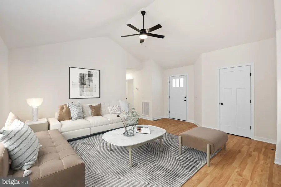 177 Woodmount Dr, Colonial Beach, VA 22443 - Image #3