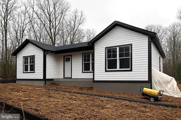 49 Poplar Ln, COLONIAL BEACH, VA 22443