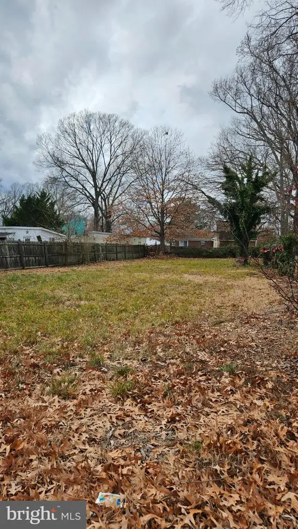 315 Lossing Ave, COLONIAL BEACH, VA 22443