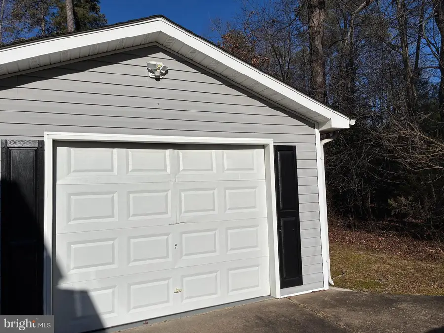 50 Greenway Dr, Colonial Beach, VA 22443 - #2