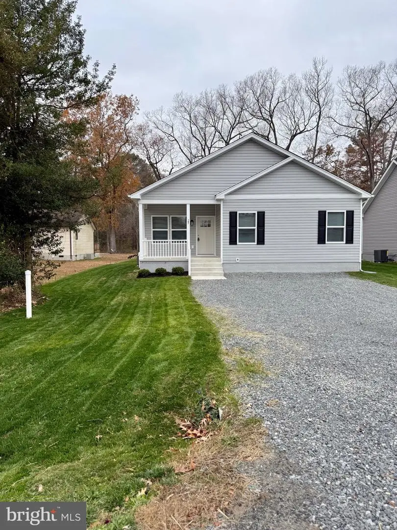 175 Wildwood Rd, Colonial Beach, VA 22443 - #1