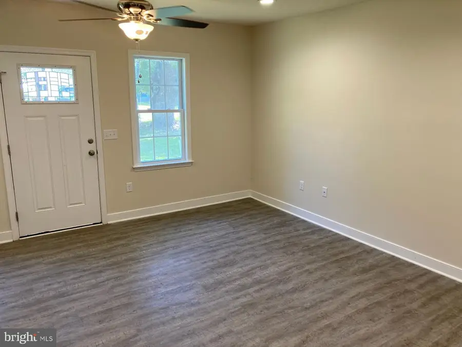 351 Rolando Dr, Colonial Beach, VA 22443 - Image #3