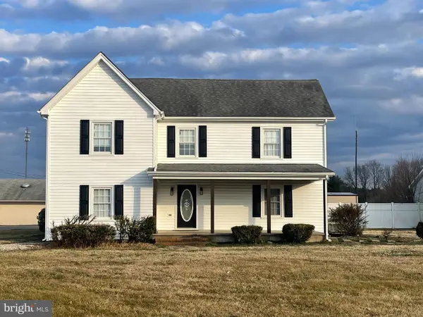 33 Crookhorn Rd, MONTROSS, VA 22520