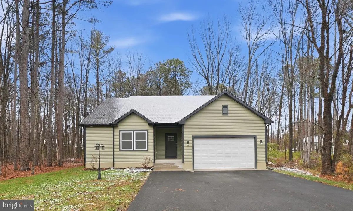 107 Pinewood Ln, Colonial Beach, VA 22443 - #1