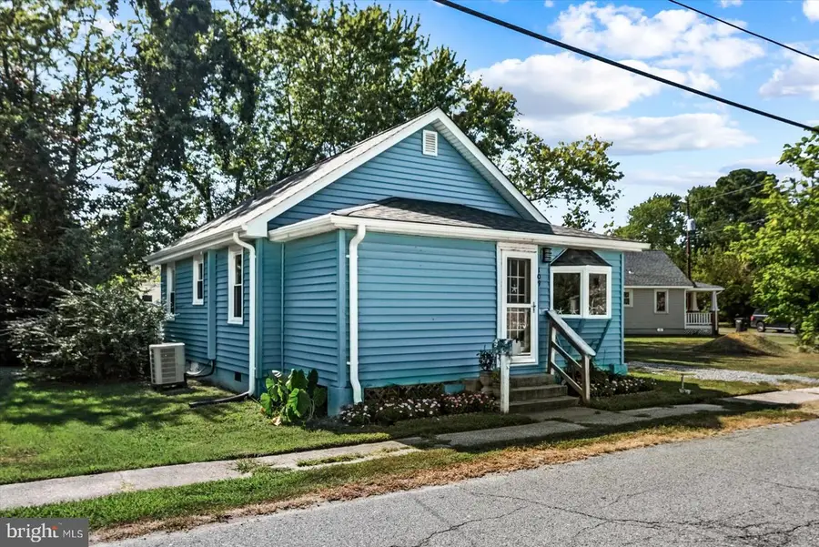 109 Bancroft Ave, Colonial Beach, VA 22443 - #3