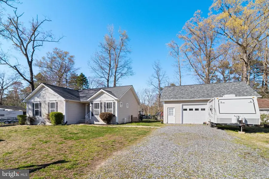 140 Greenway Dr, Colonial Beach, VA 22443 - #3