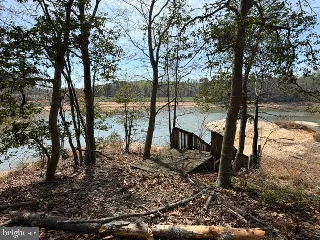 28-haul.shore Hidden Lake Drive, Montross, VA 22520 - #2