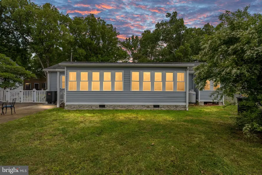 315 Lawrence Ln, Colonial Beach, VA 22443 - #2