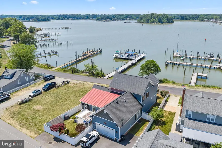 1010 Monroe Bay Ave, Colonial Beach, VA 22443 - #3
