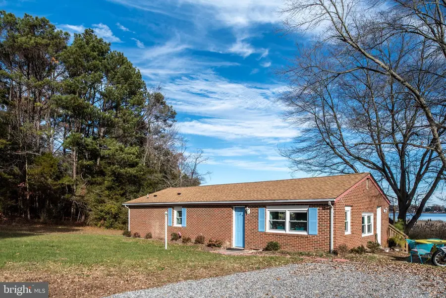 1058 Shore Dr, Colonial Beach, VA 22443 - #3