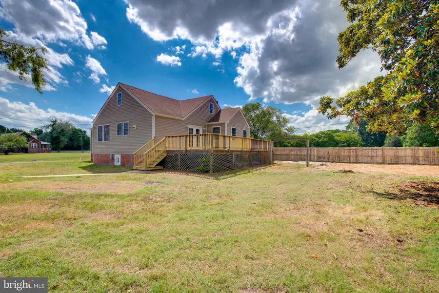 20532 Ridge Rd, Colonial Beach, VA 22443 - #3