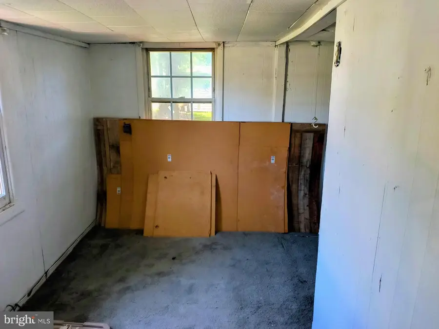1114 Lossing Ave, Colonial Beach, VA 22443 - #2